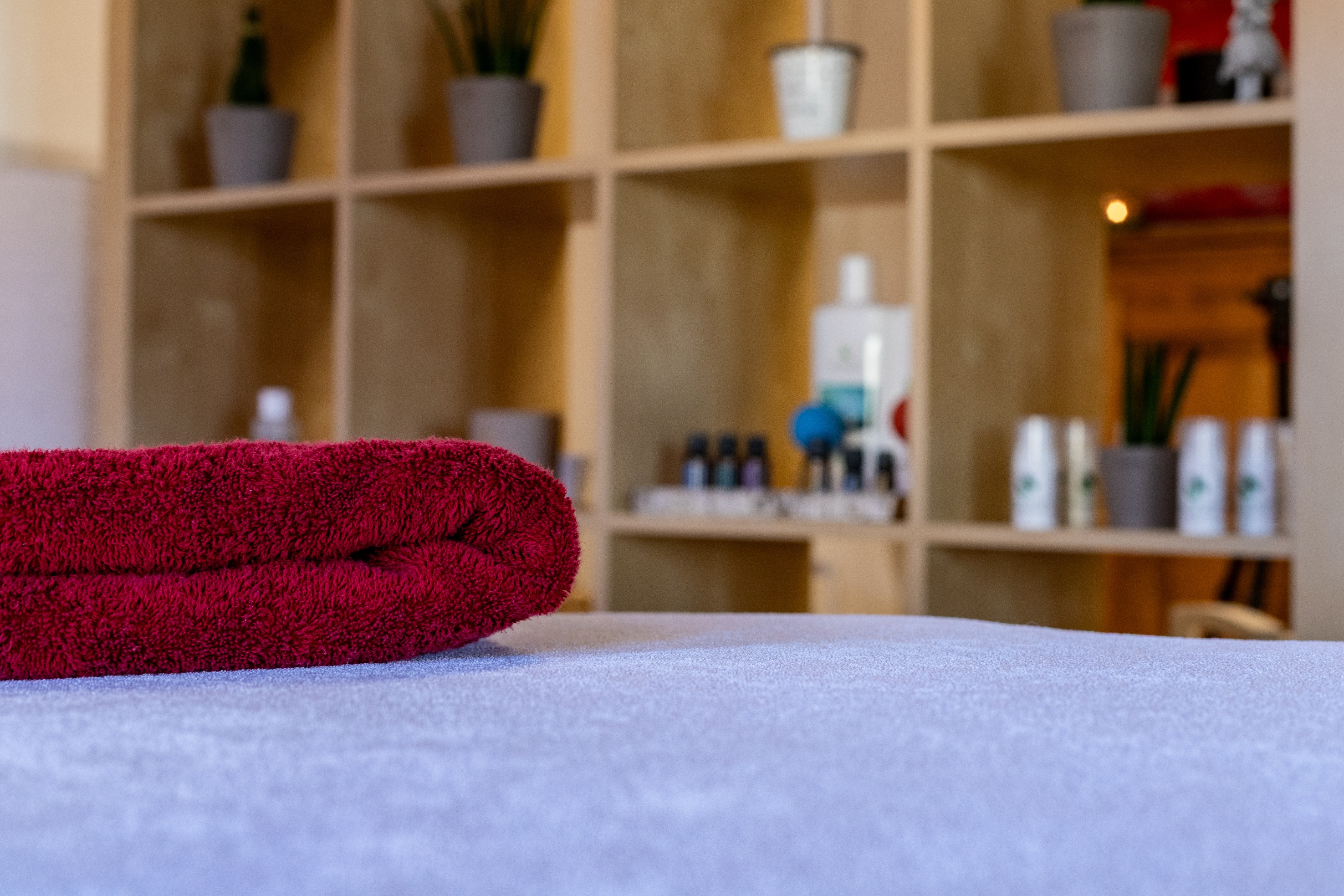 Massageliege behandlungsraum rapperswil – Chantal von Allmen, Rapperswil